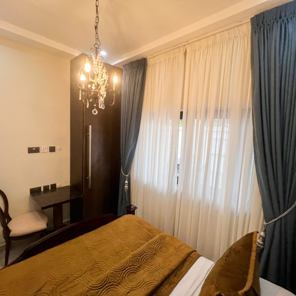 Deluxe Superior Deluxe Superior at AfriBella Luxury Suites, Kumasi, Ghana, photo 3